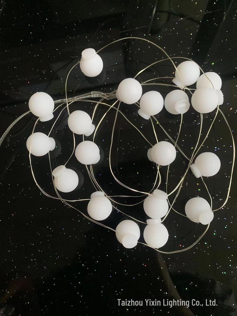 Светодиодное рождественское украшение: Гирлянды из медной проволоки в виде снеговика и оленя в черной шапке для сада, балкона, фонарей.