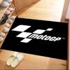 Свежие новости MotoGP Квадратные ковры — отличный выбор для гостиных, спален, домашнего декора и в качестве подарков.