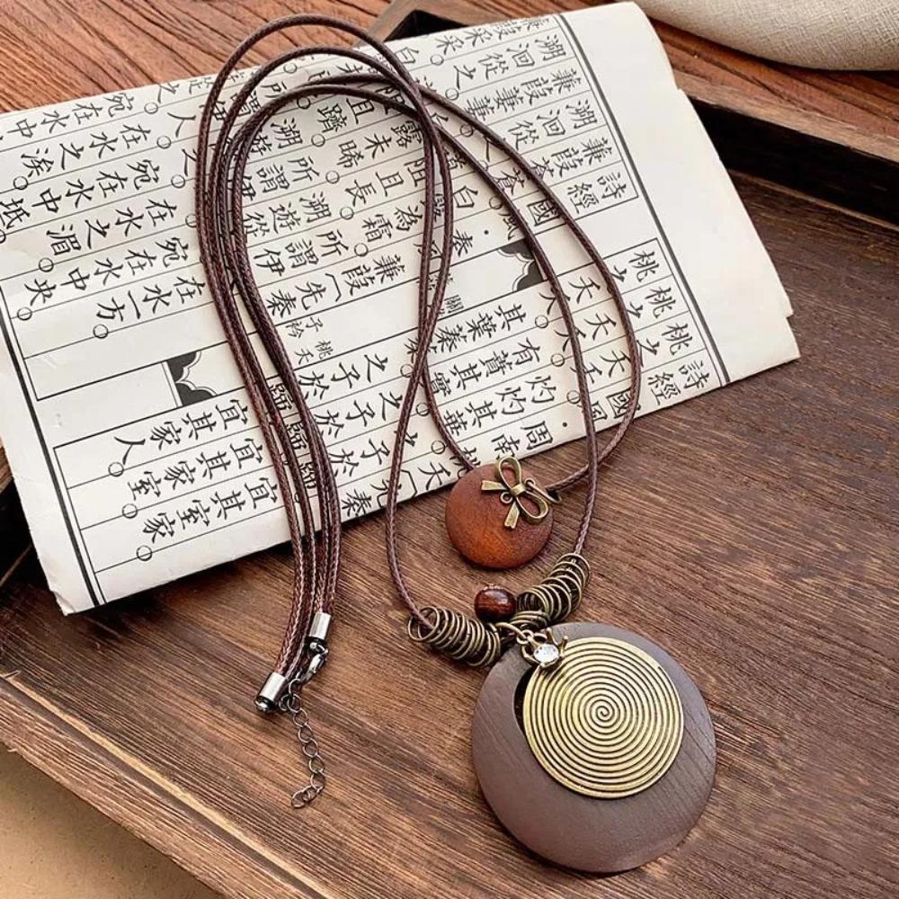 New Chinese Style Feather Leaf Pendant Necklace Vintage Sweater Chain Long Ropse Necklace  Women