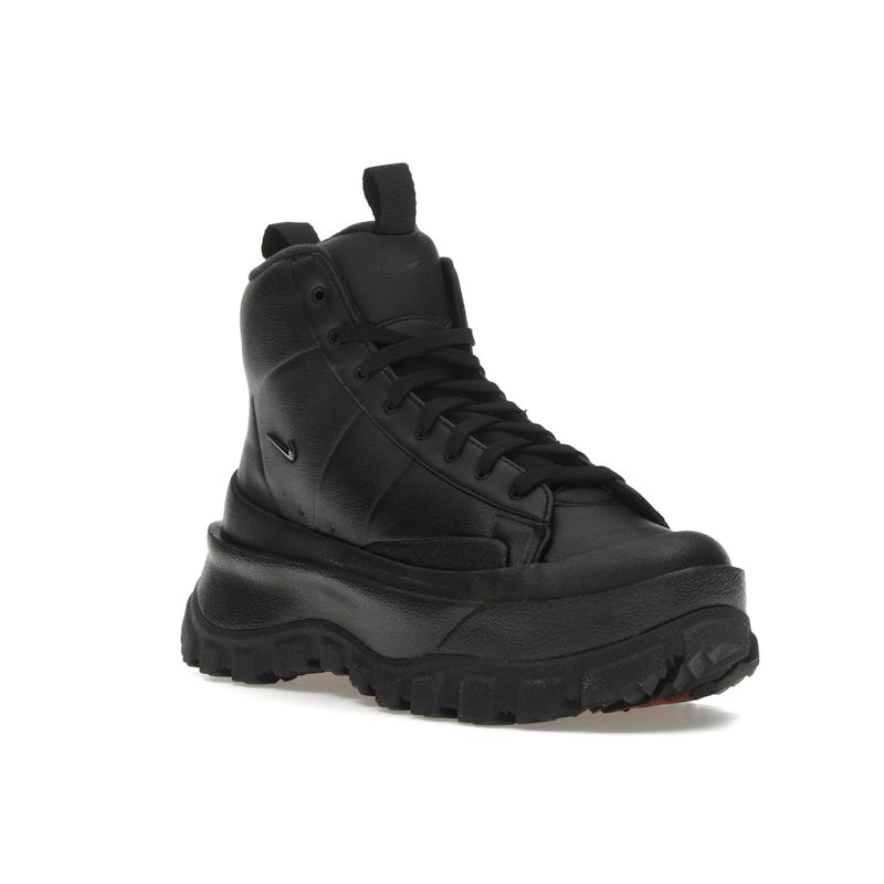 Nike Женские кроссовки Blazer Mid Roam Черный Университетский Красный FQ9065-002