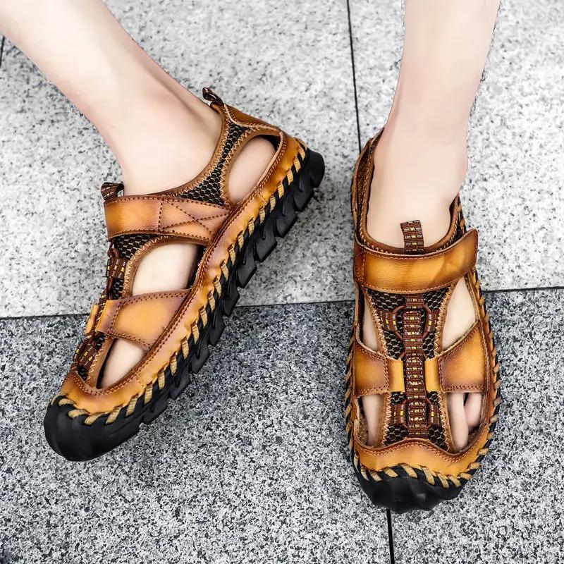 Fashion Summer Sandals Leather Outdoor Men Beach Shoes Luxury Breathable Casual Wading Shoes Non-slip Comfort Woven Block-toe Slippers