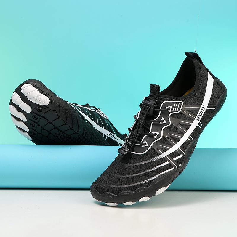 Fashion Quick Drying Beach Water Shoes Unisex Swimming Aqua Slippers Seaside Barefoot Surfing Upstream Sneakers Women Men Light Sandals