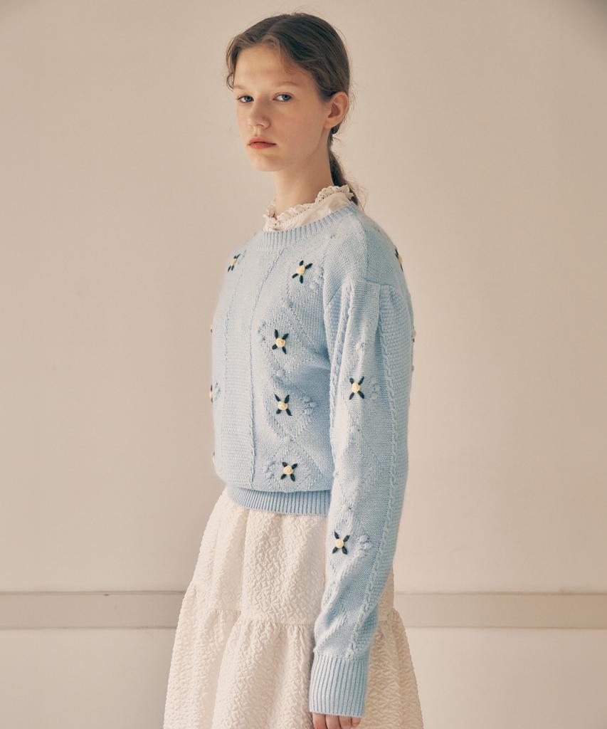 ROLAROLA Hand Flower Embroidery Knit Sky