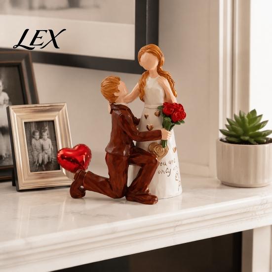 Abstract Resin Statues for Home Decor Faceless Wedding Couple Figurine, Statue, Romantic Proposal Exclusive Love Symbol Figurines Sculpture
