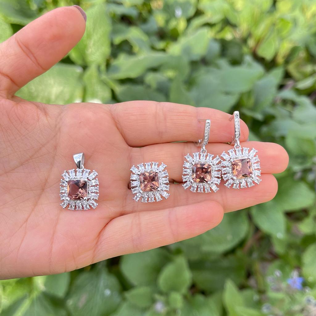 Zultanite Silver Jewelry Set, Baguette Stone Silver Jewelry Set, The Color Of The Stone Changes During The Day, Turkish Diaspore Jewelry Set