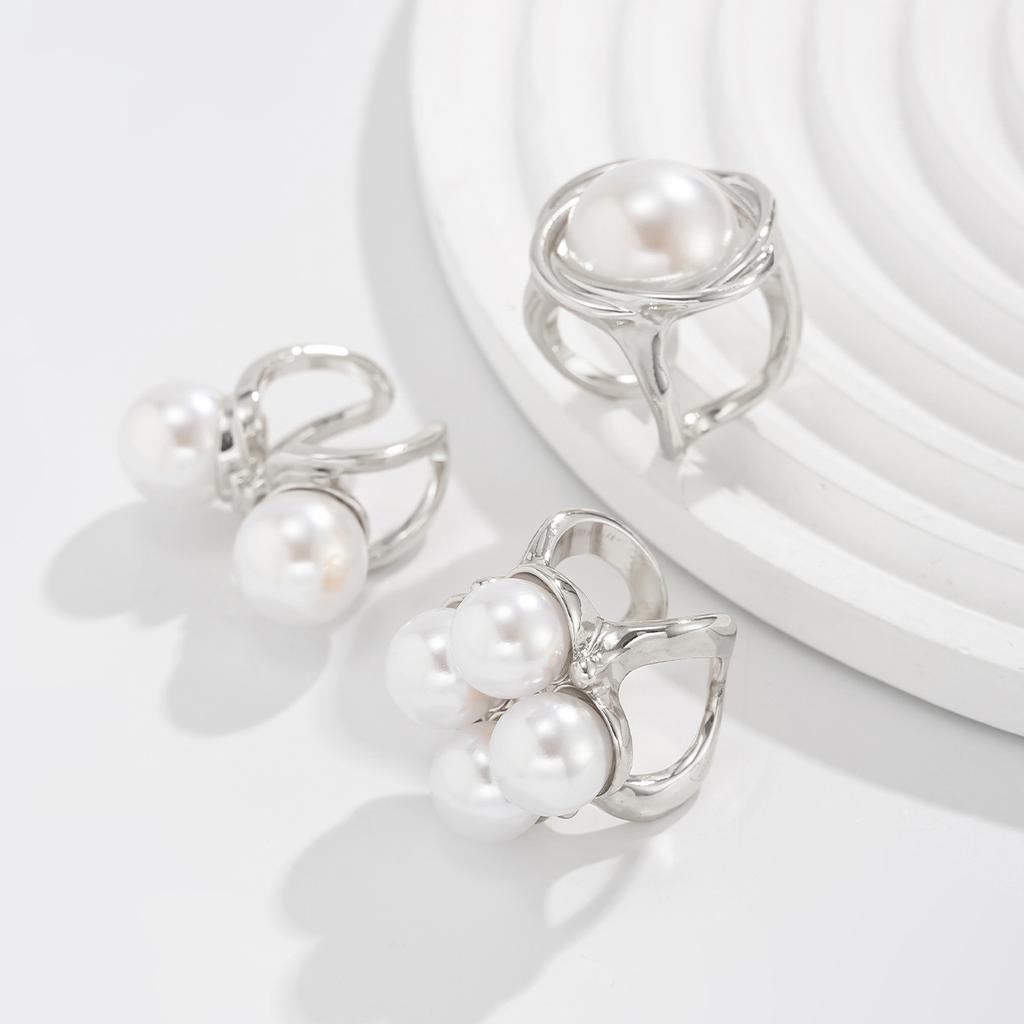 Personalized Exaggerated Imitation Pearl Ring Hand Jewelry, Retro Irregular Liquid Lava Ring Set