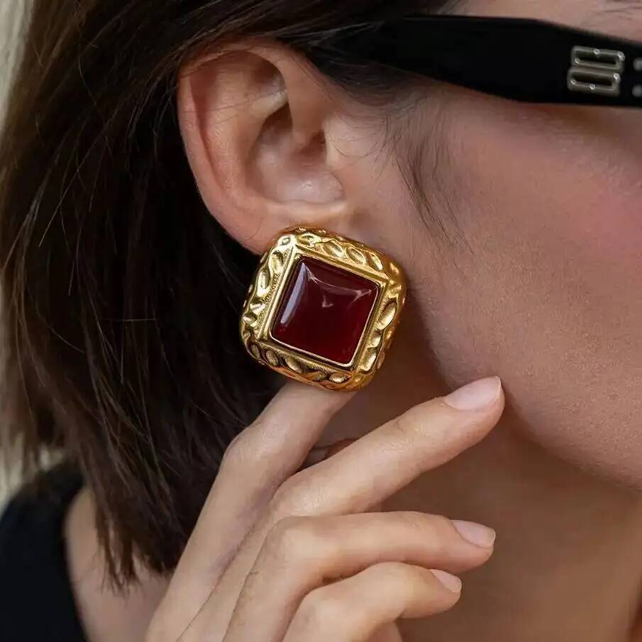 SHIXIN Vintage Red Black Resin Square Earring Women 2026 New 18K Gold Plated Stainless Steel Stud Earring Statement Jewelry Gift
