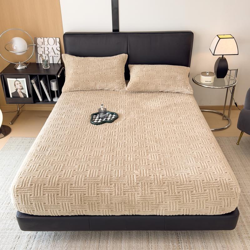 Зимняя рельефная плюшевая простыня на резинке Мягкая теплая коралловый вельвет Защитный чехол для матраса Размер Queen Глубокий карман Эластичный комплект простыней