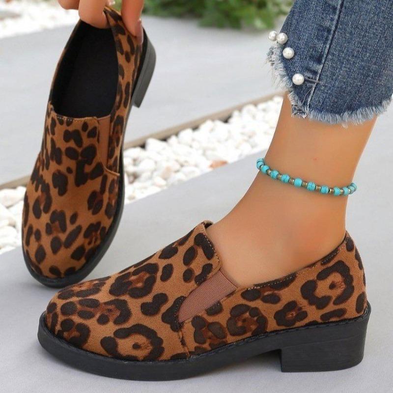 Женские туфли большого размера, осенние новые, с круглым носком, леопардовым принтом, повседневные, на толстом каблуке, слипоны