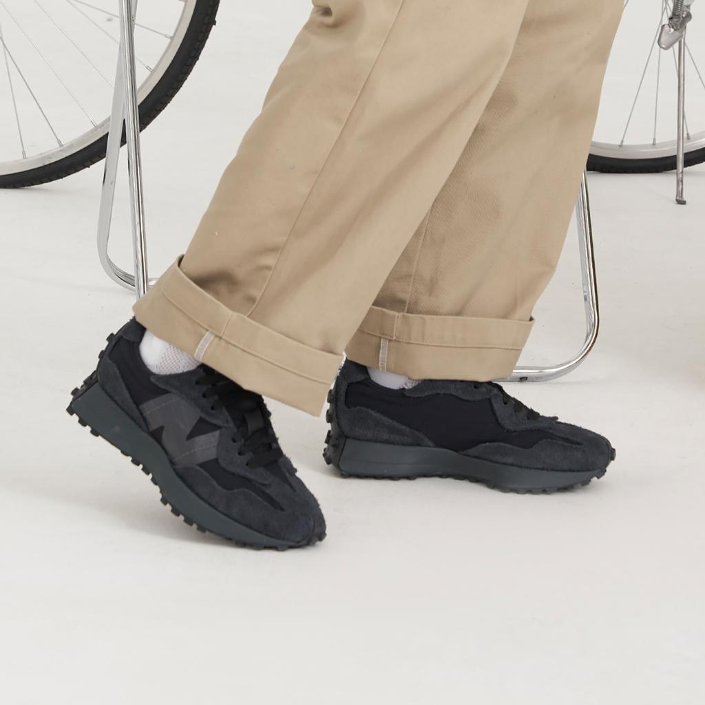 New Balance 327 Phantom Magnet Unisex Sneakers Black U327WCD