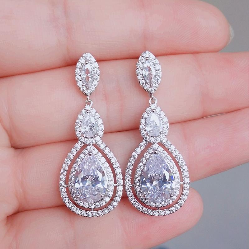 Brilliant White Cubic Zirconia Dangle Earrings for Women Fashion Water Drop Earring Evening Party Bridal Wedding Jewelry