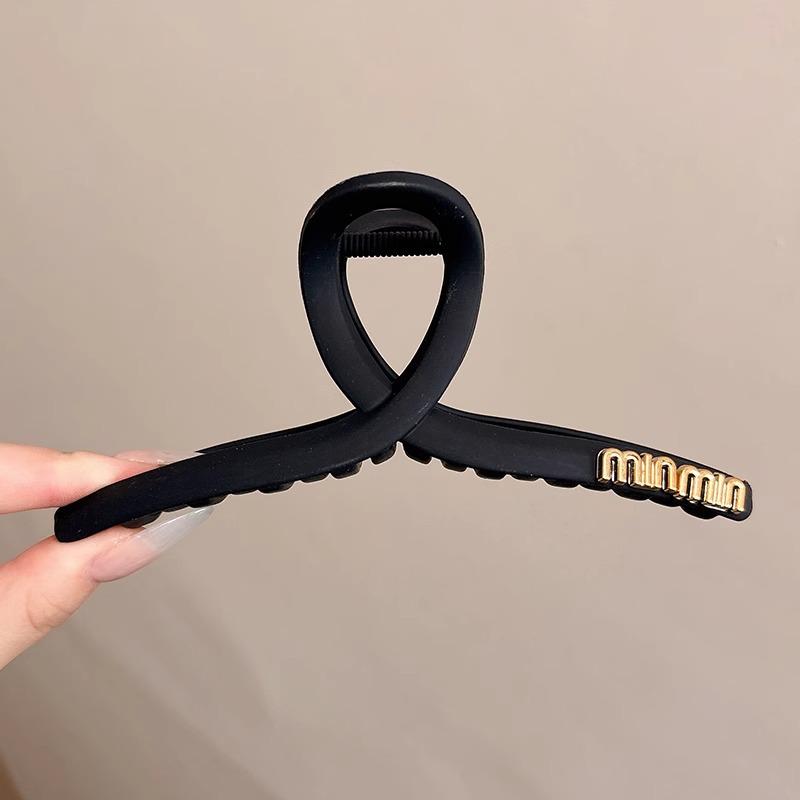 Большая женская шпилька высокого класса: Новая модель Shark Clip 2025 года на осень/зиму