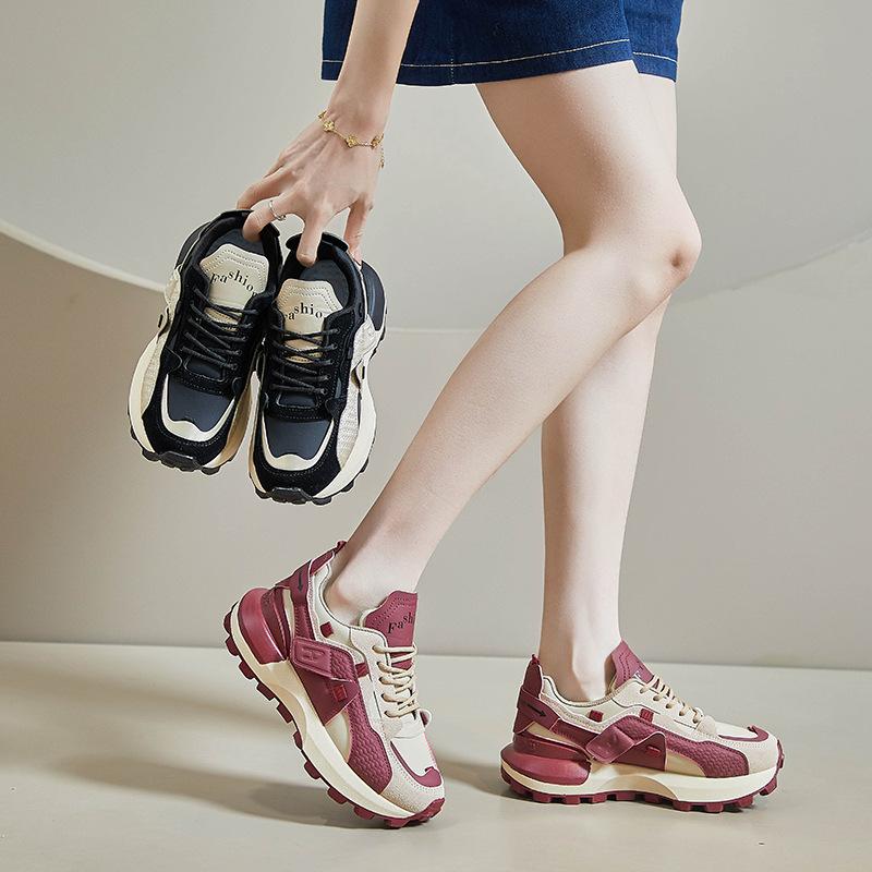 Женские легкие кроссовки, уличные противоскользящие кроссовки из искусственной кожи на шнуровке, повседневная удобная прогулочная обувь, дышащая спортивная обувь для бега для женщин