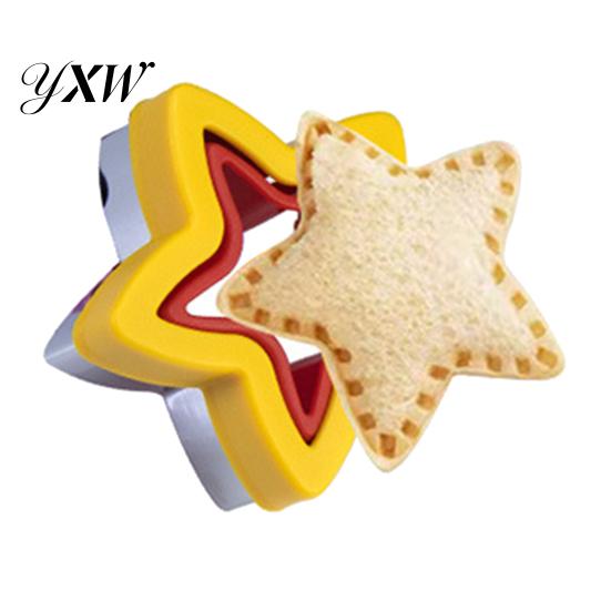 High-quality Sandwich Cutter Mold Stainless Steel Easy-to-Use Heart-shaped Tempting And Delicious Lunch Maker Sealer for Home Kitchen Dinosaur-shaped