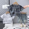 Летние комплекты одежды для мальчиков Детские хлопковые футболки + Джинсовые шорты Комплект из 2 предметов Спортивный костюм для малыша Спортивные костюмы Детские наряды