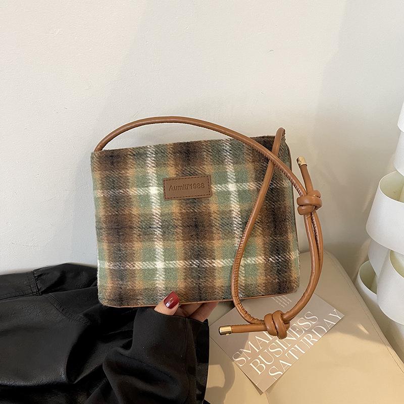 2024 Женская ретро клетчатая шерстяная сумка-ведро через плечо - Большая вместимость Осенне-зимняя сумка-тоут на плечо