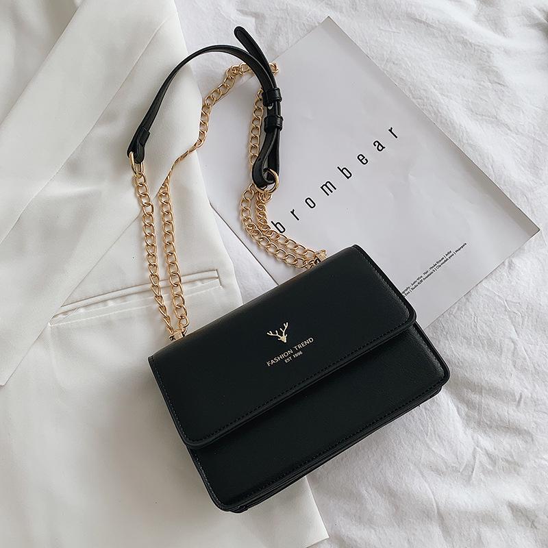 Женская сумка через плечо в корейском стиле 2025 года: Простой дизайн, ремешок-цепочка, маленькая квадратная сумка-мессенджер