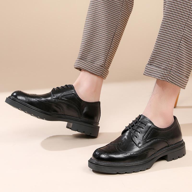 2025 осень новая кожаная мужская обувь Брок модельная кожаная обувь коричневая британский стиль увеличивающая рост деловая кожаная обувь мужская