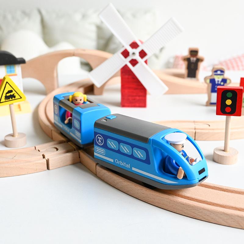 Wooden Electric Magnetic Train Track Set Educational Power Patchwork Parent-Child Interactive Kindergarten Early Education Toys