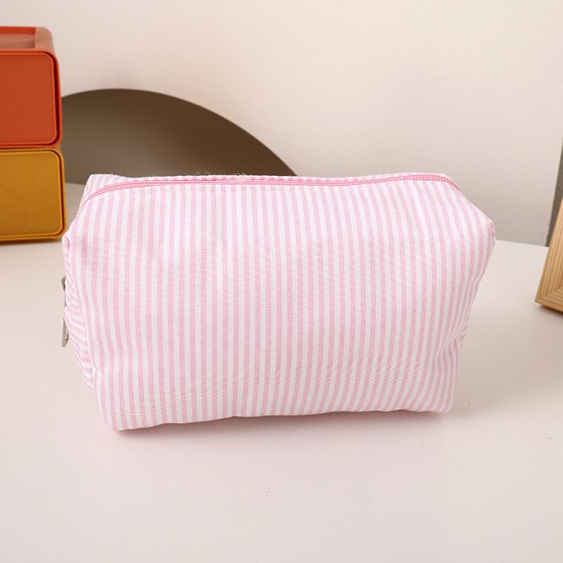 Student Grid Pattern Triangle Pencil Case With Striped Fabric For Portable School Supplies