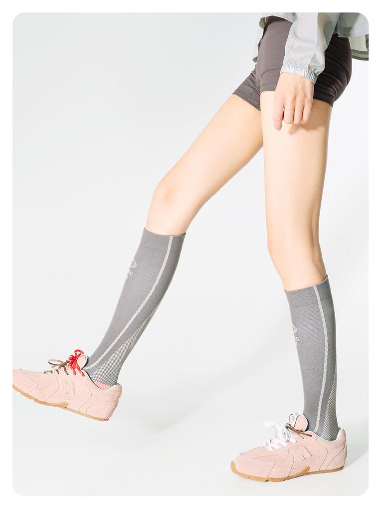 Женские компрессионные гольфы до колена с микродавлением для йоги, бега, прыжков и поддержки икроножных мышц
