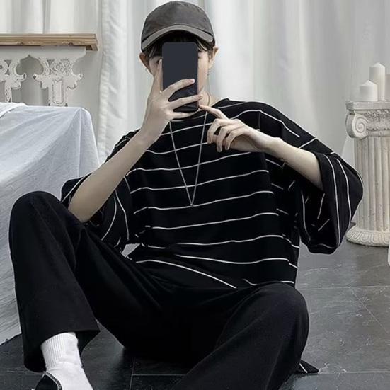Летний мужской топ в полоску с рукавами три четверти с круглым вырезом Свободный пуловер в японском стиле с разрезом подол средней длины Мягкая повседневная футболка для подростков