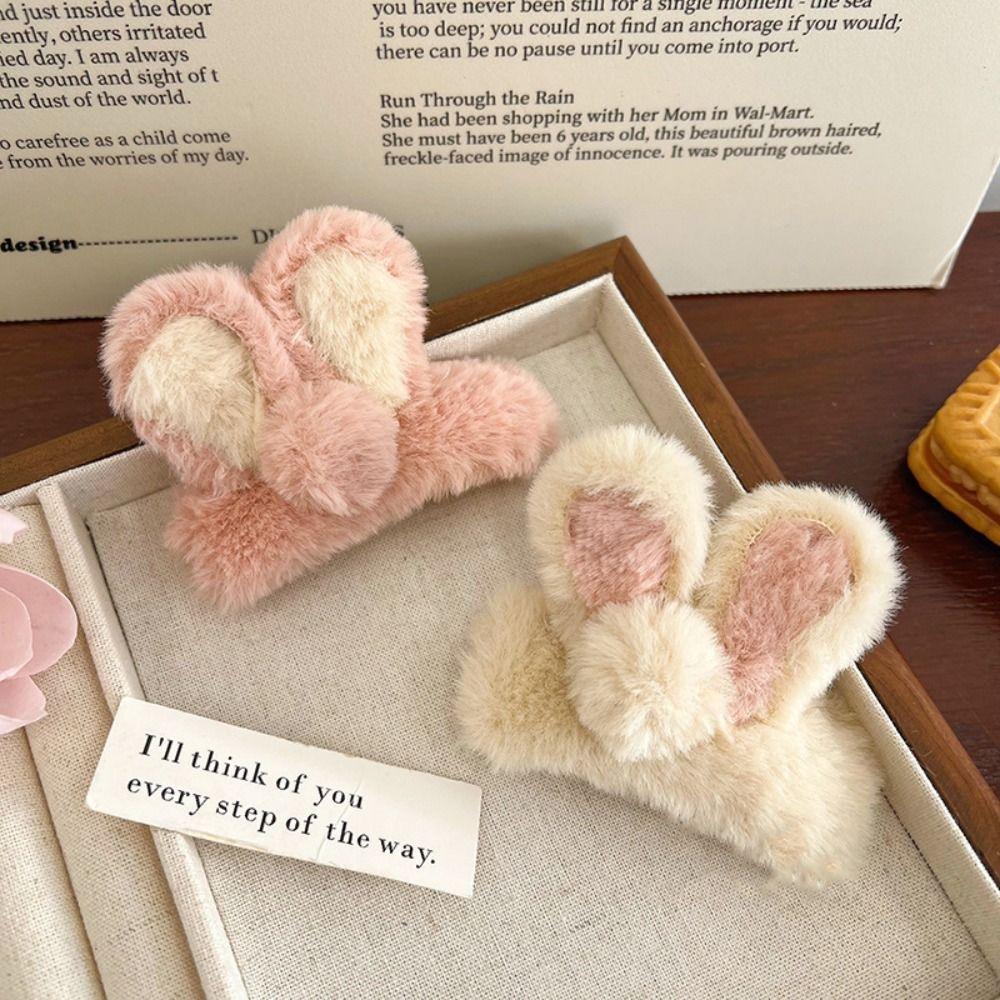 Fluffy Plush Claw Clip Korean Style Sweet Ponytail Clip Autumn Plush Hair Claw Girl
