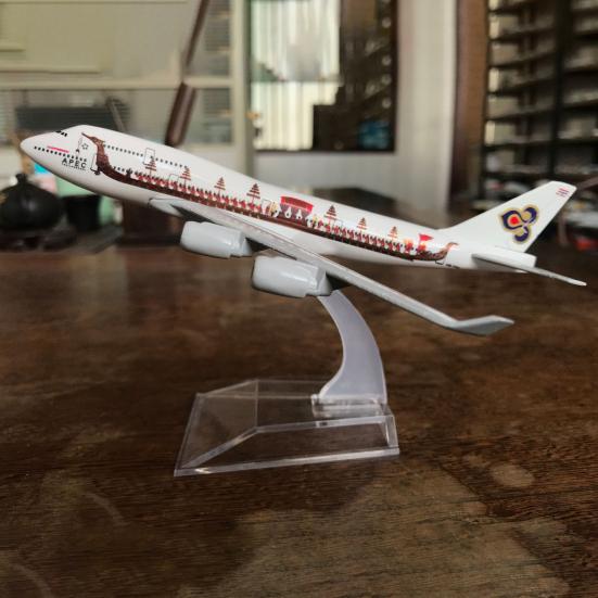 16 СМ 1:400 B747, модель самолета, игрушка с пластиковой устойчивой основой, реалистичный сплав, литой под давлением орнамент самолета, детский самолет для мальчиков, энтузиасты, коллекционный подарок