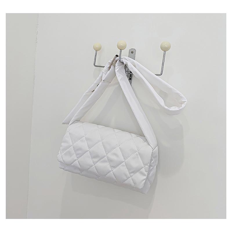 Vintage Simple Lingge Women's Dumpling Bag Leisure Soft Bed Large Capacity One Shoulder Crossbody Bag Personalized Women's Bag