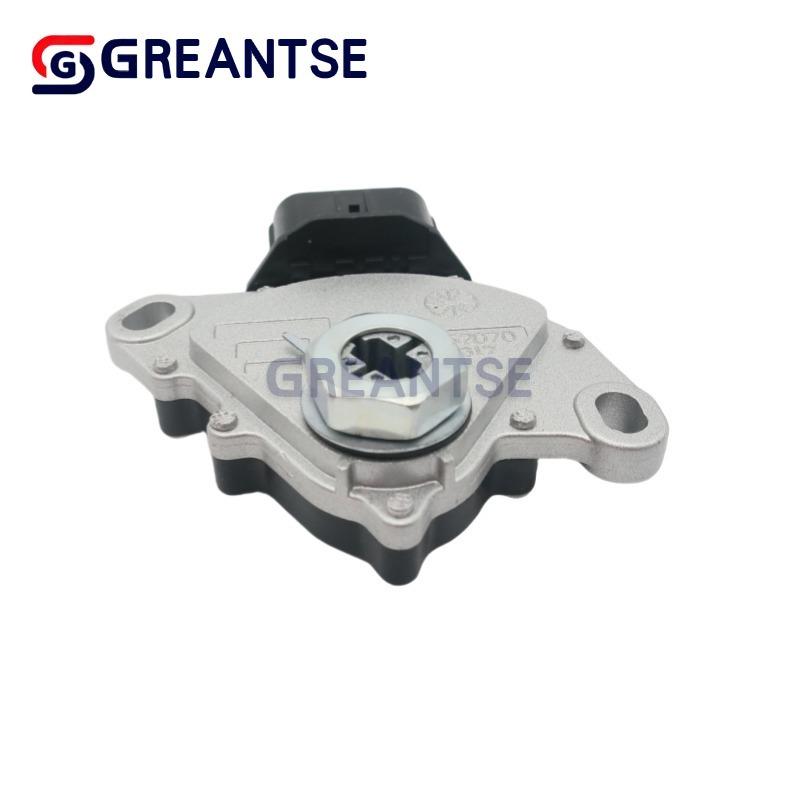 8454052070 High Quality Transmission Neutral Safety Switch For Toyota Corolla 1.8l 2014 - 2017 2018 Automobiles Spare Parts