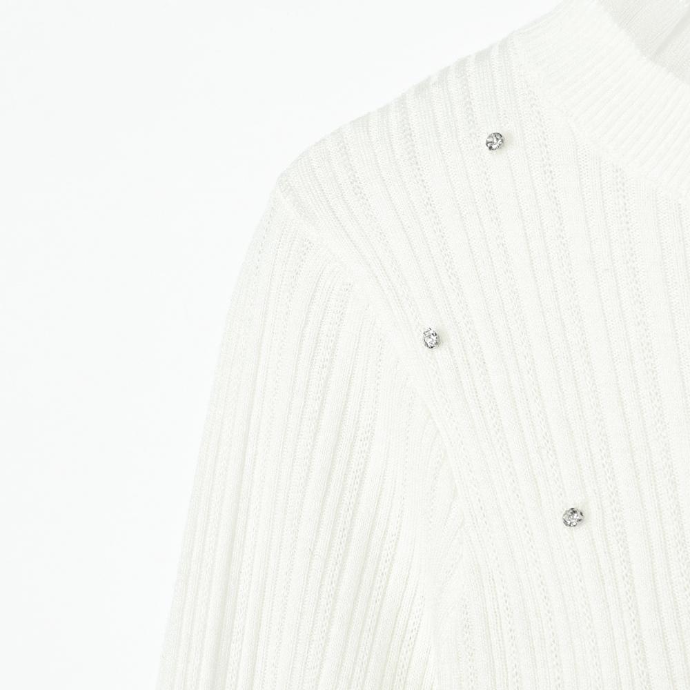 Knitted pullover sweater
