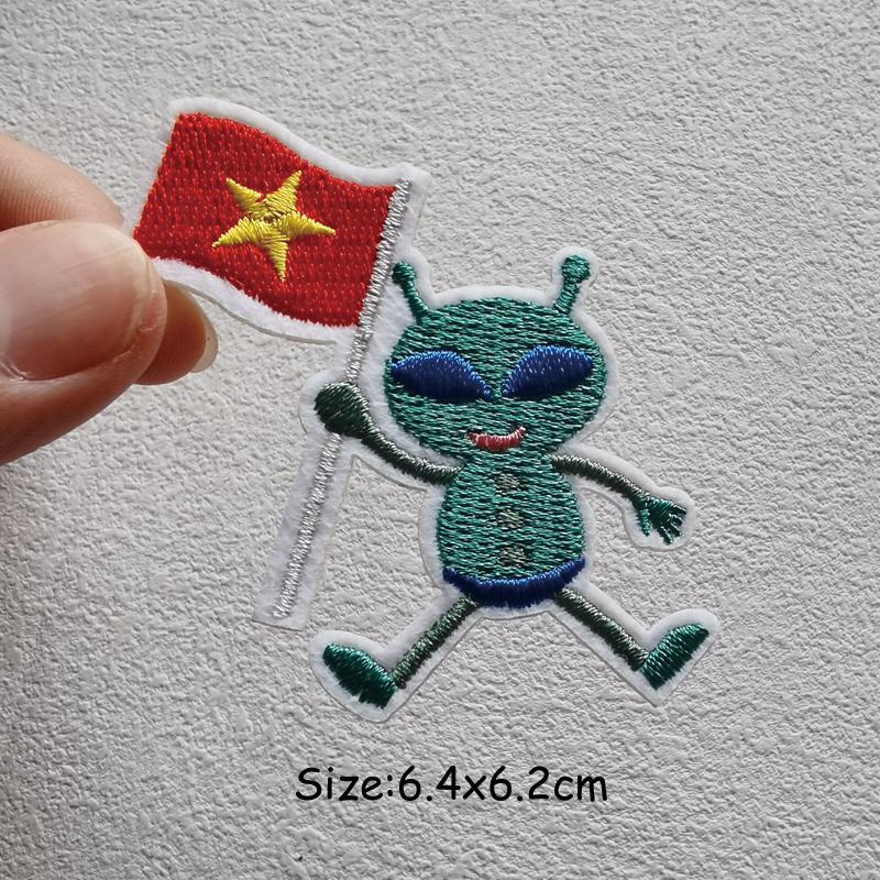 DIY UFO Patch Iron On Patches On Clothes Heat-adhesive Embroidered Patches For Clothing Alien Patch For Clothes Jackets