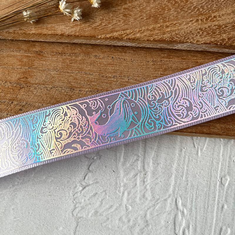 2,5 см x 4,5 м/рулон Несколько цветов Головной убор Шляпа Горячее тиснение Узор Брошь Значок Лазерный узор Подарочная коробка