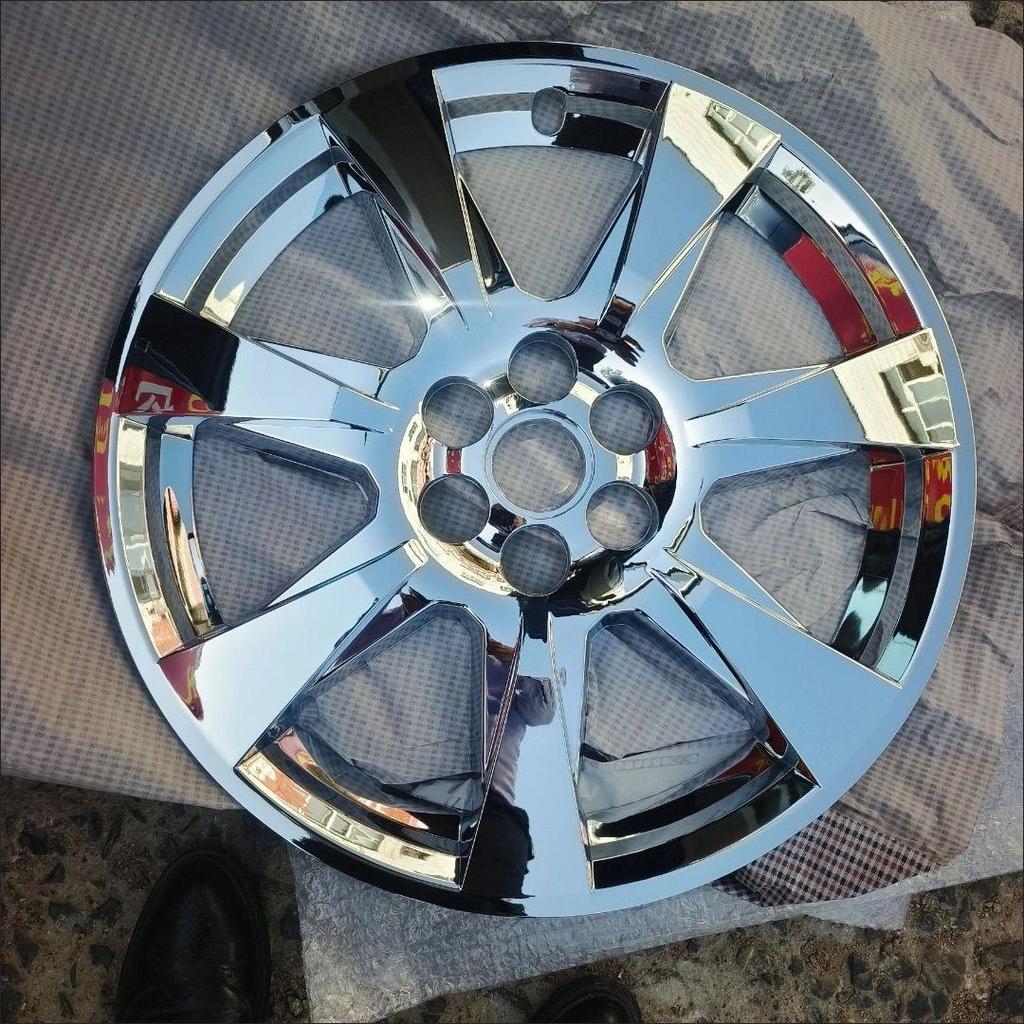 Хромированные стальные колпаки на колеса Cadillac SRX 20"