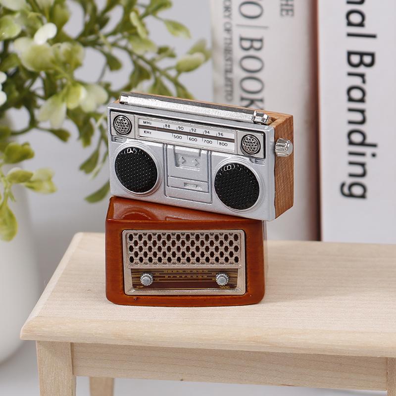 1: 12 Dollhouse Home Accessories Pocket Simulation Mini Retro Radio