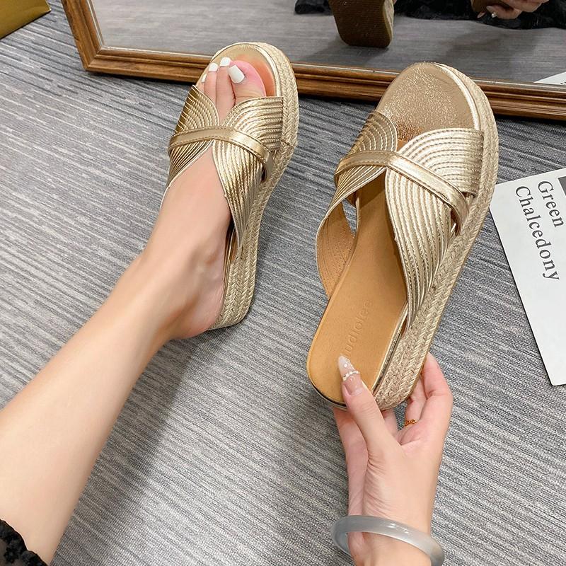 Модные шлепанцы на платформе, модные сандалии-клинья из соломы с вырезами, простые и универсальные для ношения на улице, сандалии на платформе с открытым носком