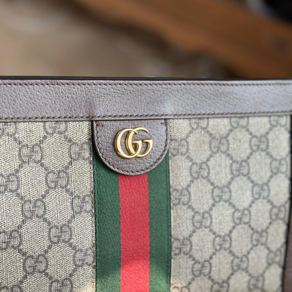 [Б/У] Маленькая сумка через плечо Gucci Ophidia 'GG Supreme' - Очень хорошее состояние #G58HT3