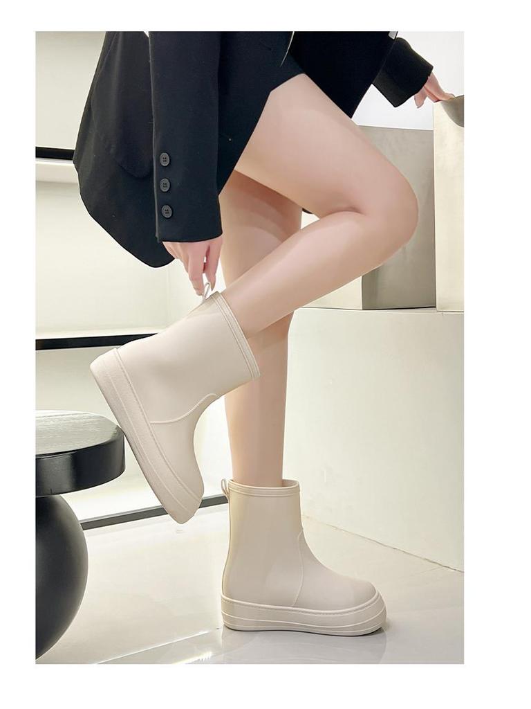 Модные женские водонепроницаемые резиновые сапоги средней высоты со съемной бархатной подкладкой и нескользящей мягкой подошвой.