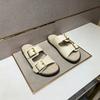Праздничные подарки Пляжные шлепанцы Сандалии из натуральной кожи Модные тапочки Обувь для мужчин от люксового бренда Кожа с тиснением под личи Нескользящая подошва
