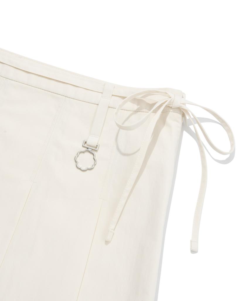 Covernat Woman Pleated Midi Skirt Ivory