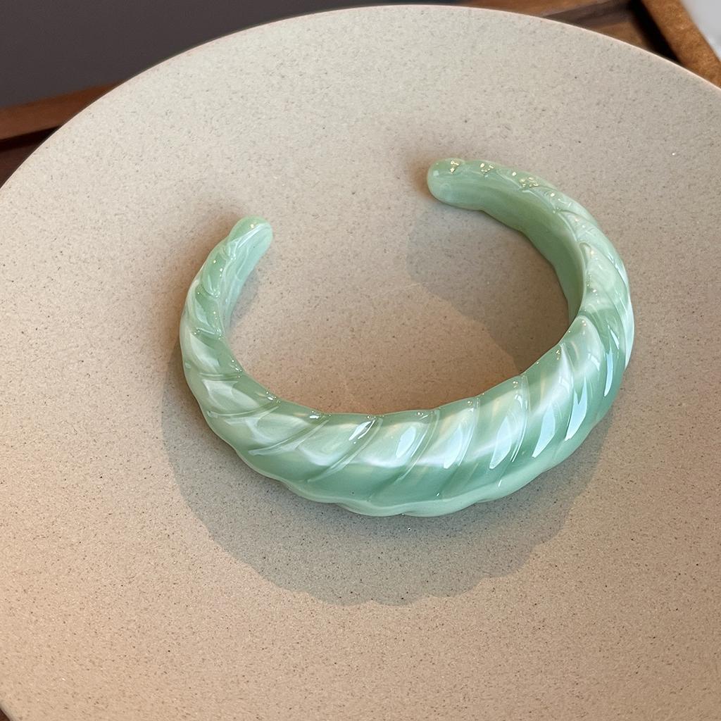 Vintage Threaded Open Bracelet, Premium Smudge Texture Acrylic Bracelet Acrylic Jewelry