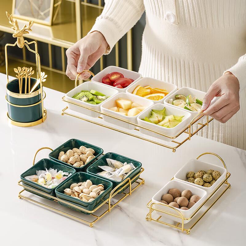 Разделенная керамическая тарелка для закусок с крышкой и подставкой