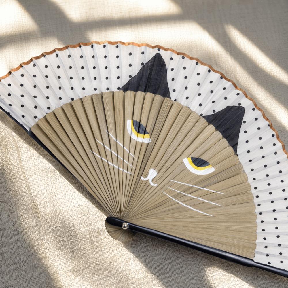 Handheld Size Silk Fan Cat Patterns Handmade Fan Popular Cartoon Fan Home Decoration