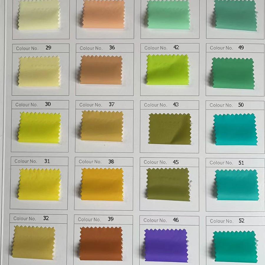 2024 Новый матовый нейлоновый спанбонд пуховик ткань, белый с 20D вспененной текстурой, каландрированная отделка