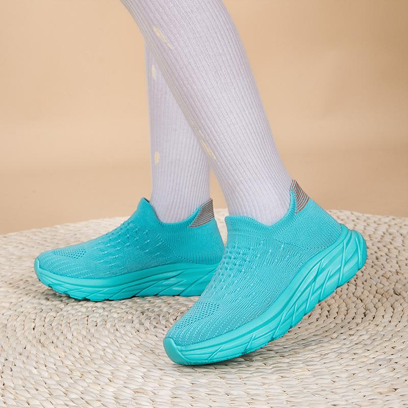 2025 New Kids Sock Shoes Knitted Fashion Medium Help Sneakers for Boys Girls Casual Sport Sock Sneakers Children Tennis Shoes