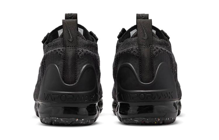 Nike Air VaporMax 2021 Flyknit 'Triple Black' Gs DB1550-001