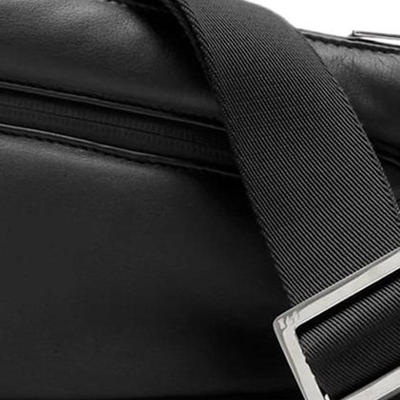 Burberry Кожаная сумка-слинг через плечо Черная Регулируемый ремень, Повседневное использование 80784021