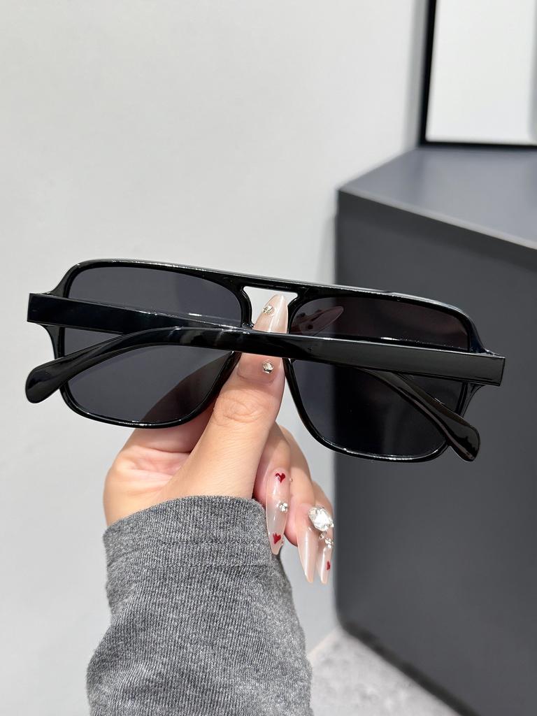 1Pc Unisex Square Sunglasses Retro Polygonal Sunglasses Women Black Vintage Fashion Ladies Holiday Gift