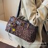Premium Texture Retro Leopard Print Single Shoulder Underarm Bag Women's 2025 New Autumn and Winter Large-capacity Commuter Baguette Bag