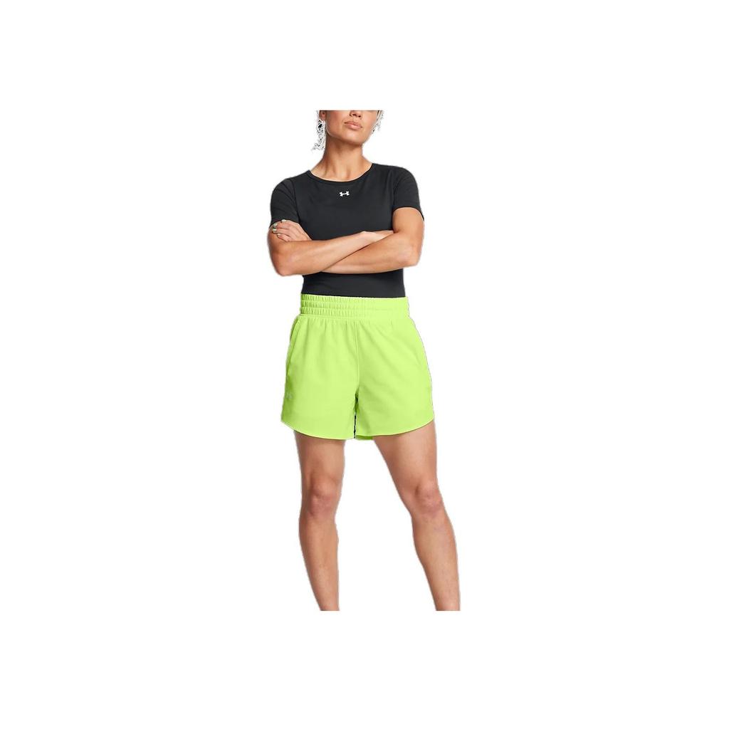 Under Armour Шорты Flex Solid Color Three Quarter Casual Shorts Women Shorts Light-Grass-Green 1376933-304